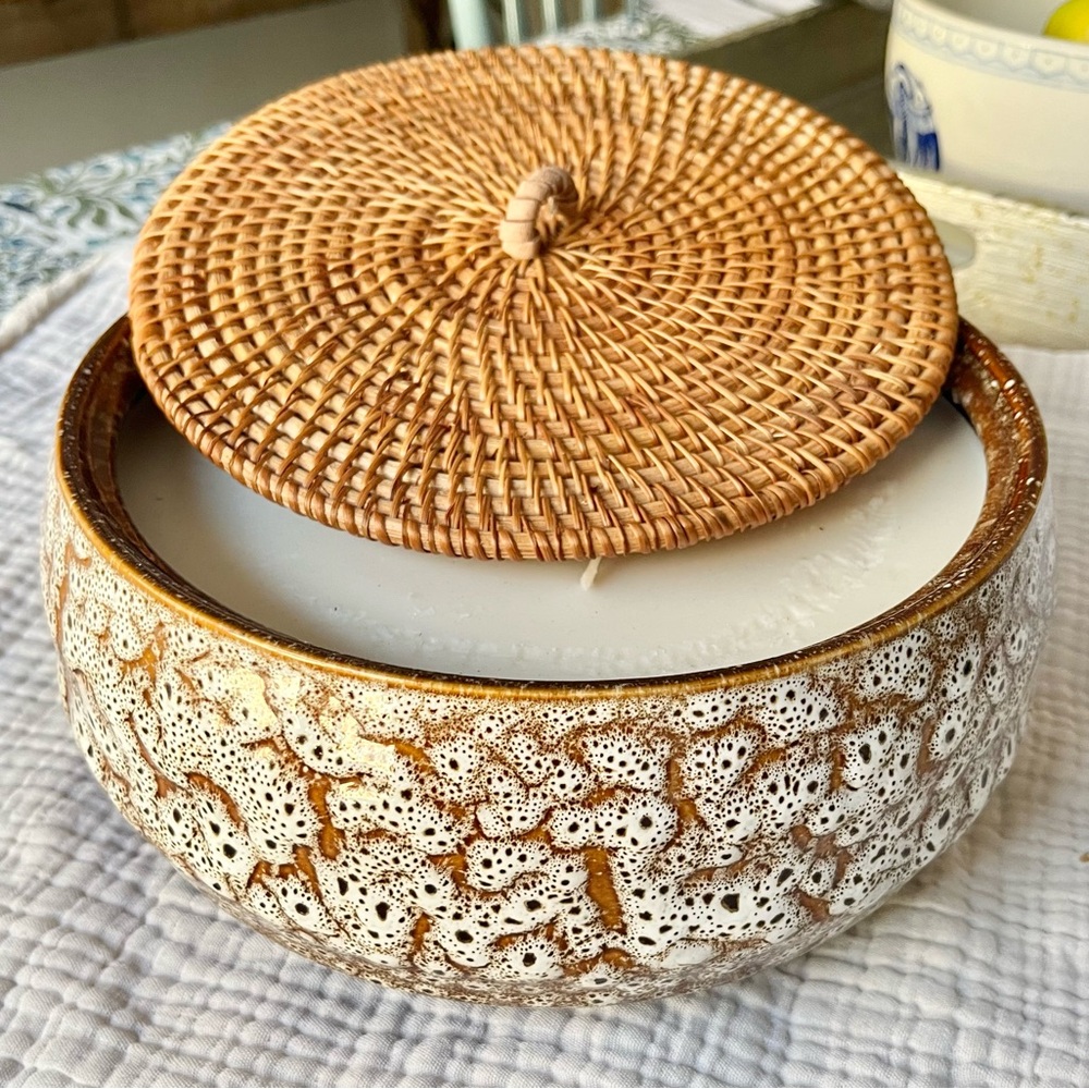 Anthropologie | NWT Brown Amber Lewis Rattan Lid Candle 5 Wick Coastal Rattan